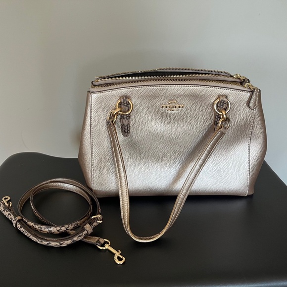 Coach gold purse/bag - Picture 1 of 1